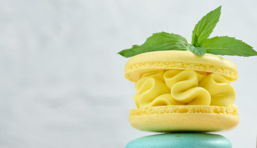 From Neon to MACARONE